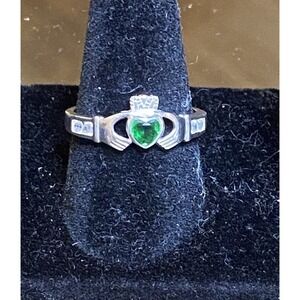 Solvar Sterling Silver Green Rhinestone & CZ Claddagh Ring Size 7.5 Heart, Hands